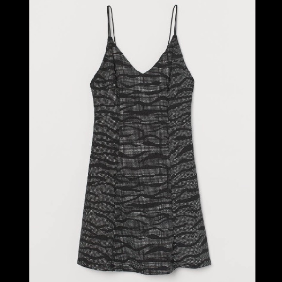 H&M Dresses & Skirts - 5/25$ H&M Zebra sparkle dress